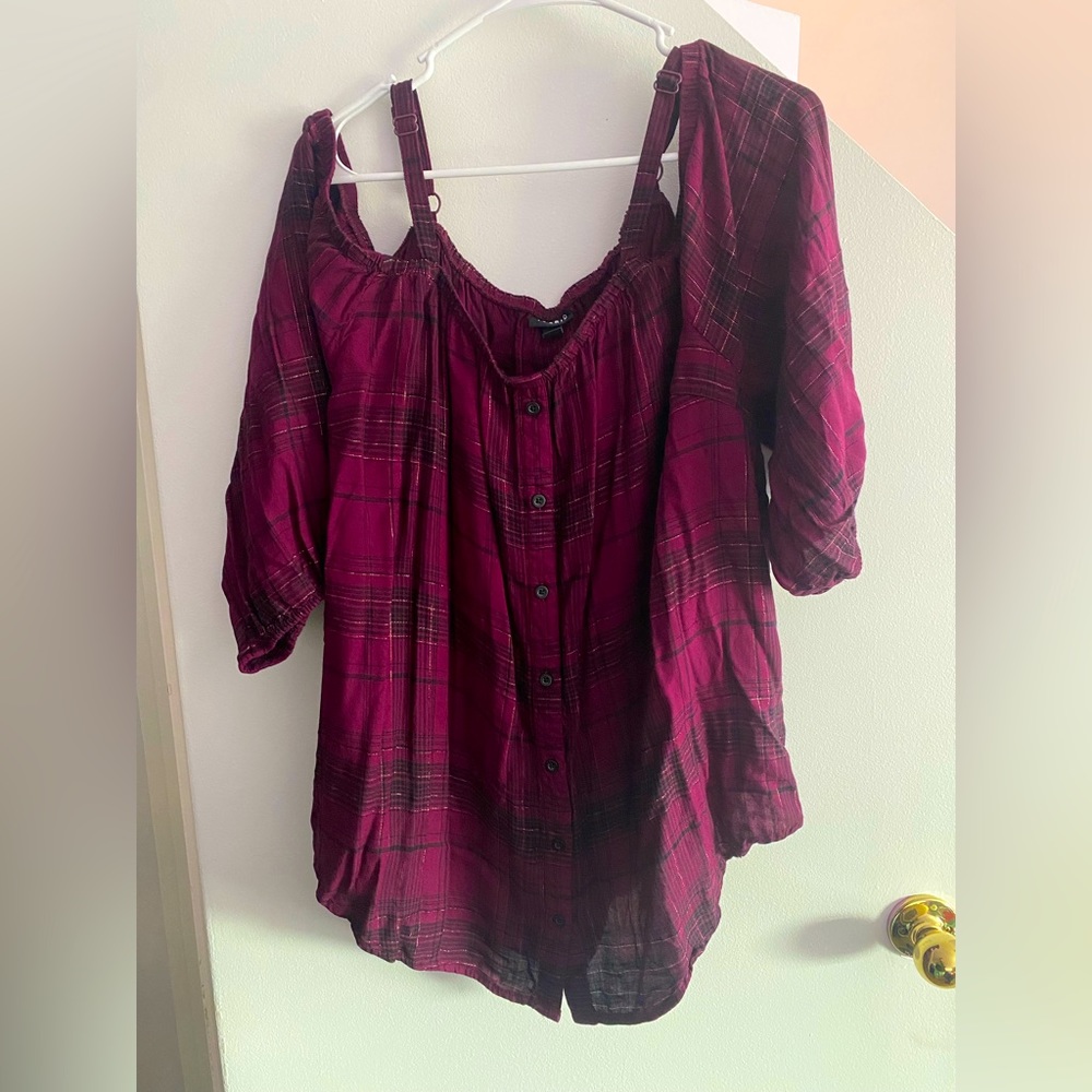 Torrid size 2 cold shoulder